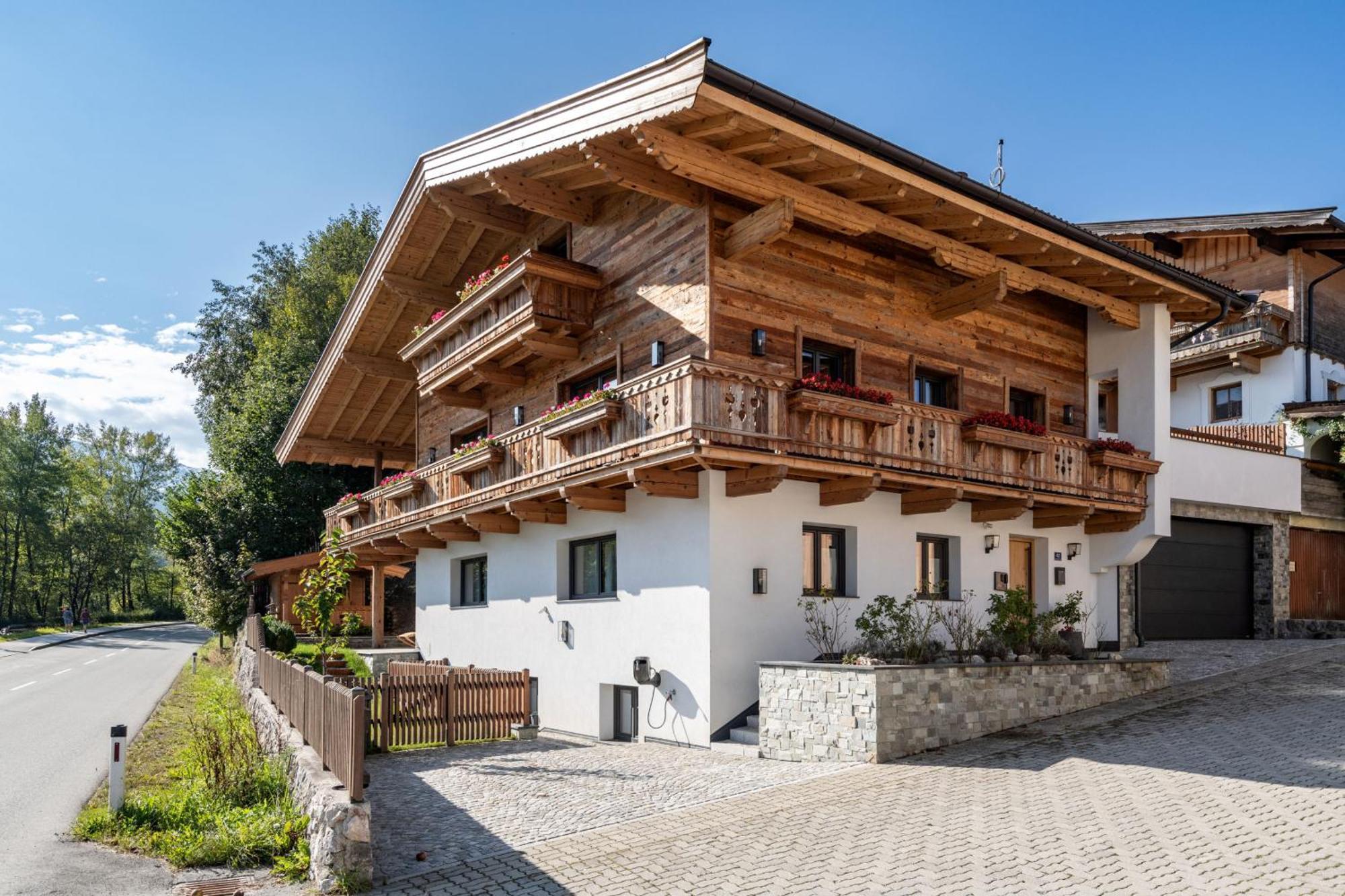 Kinkara Lodge By Apartment Managers Kirchberg in Tirol Exterior photo